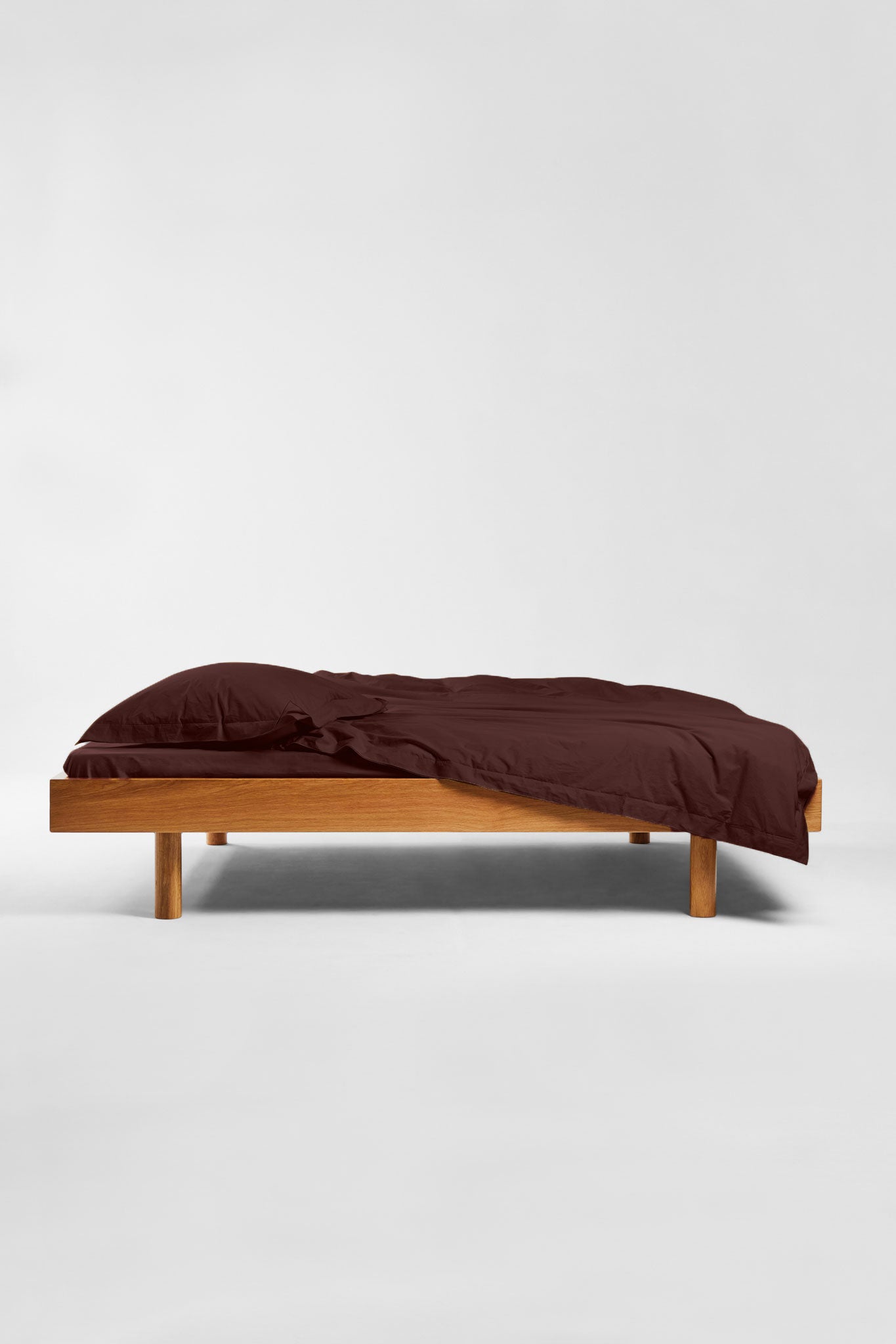 Pillowcase Pair in Eggplant