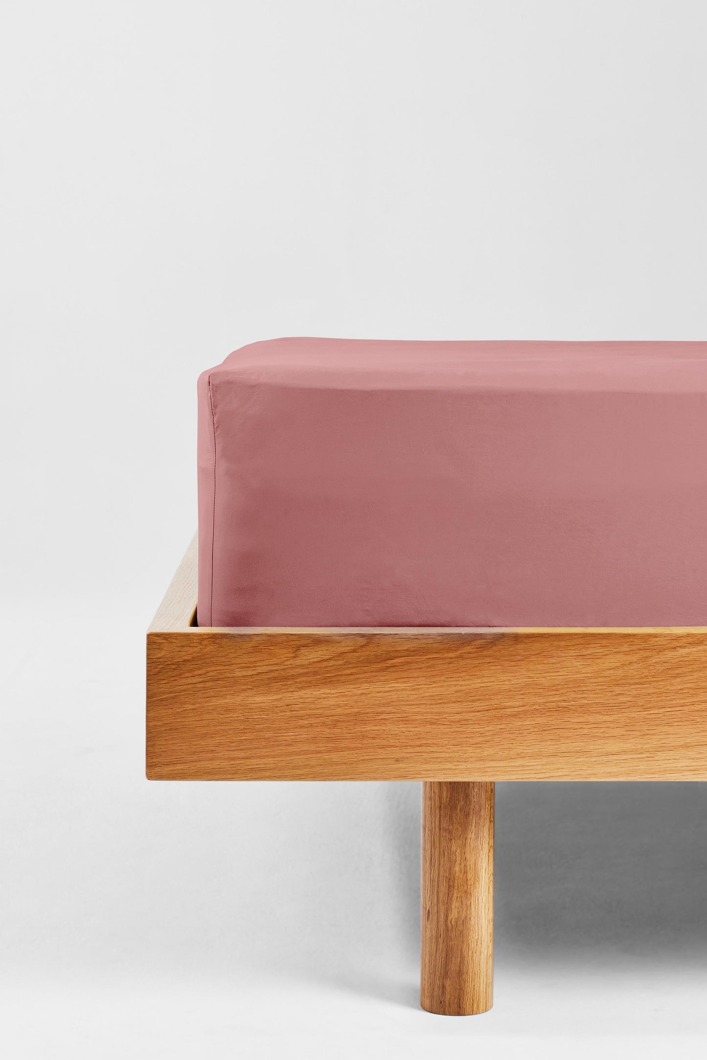 Fitted Sheet in Clay